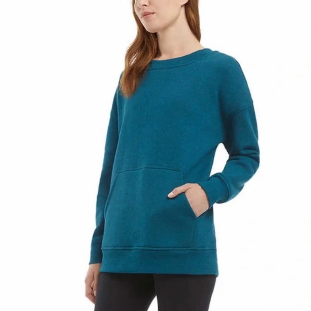 NWT Danskin Women’s Oversized Fleece Crewneck
